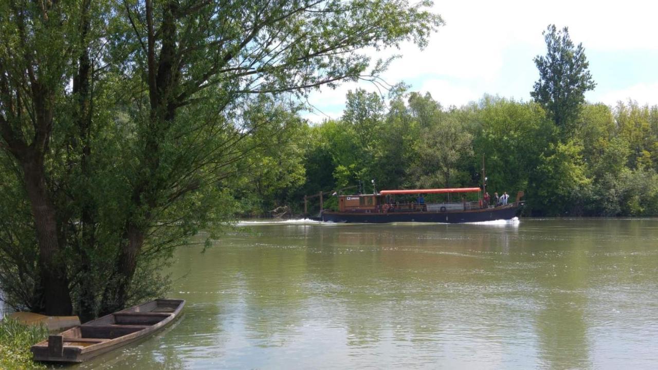 Guest House Studio Apartman Marina - With Jacuzzi, Free Parking, Pet Friendly Karlovac Zewnętrze zdjęcie