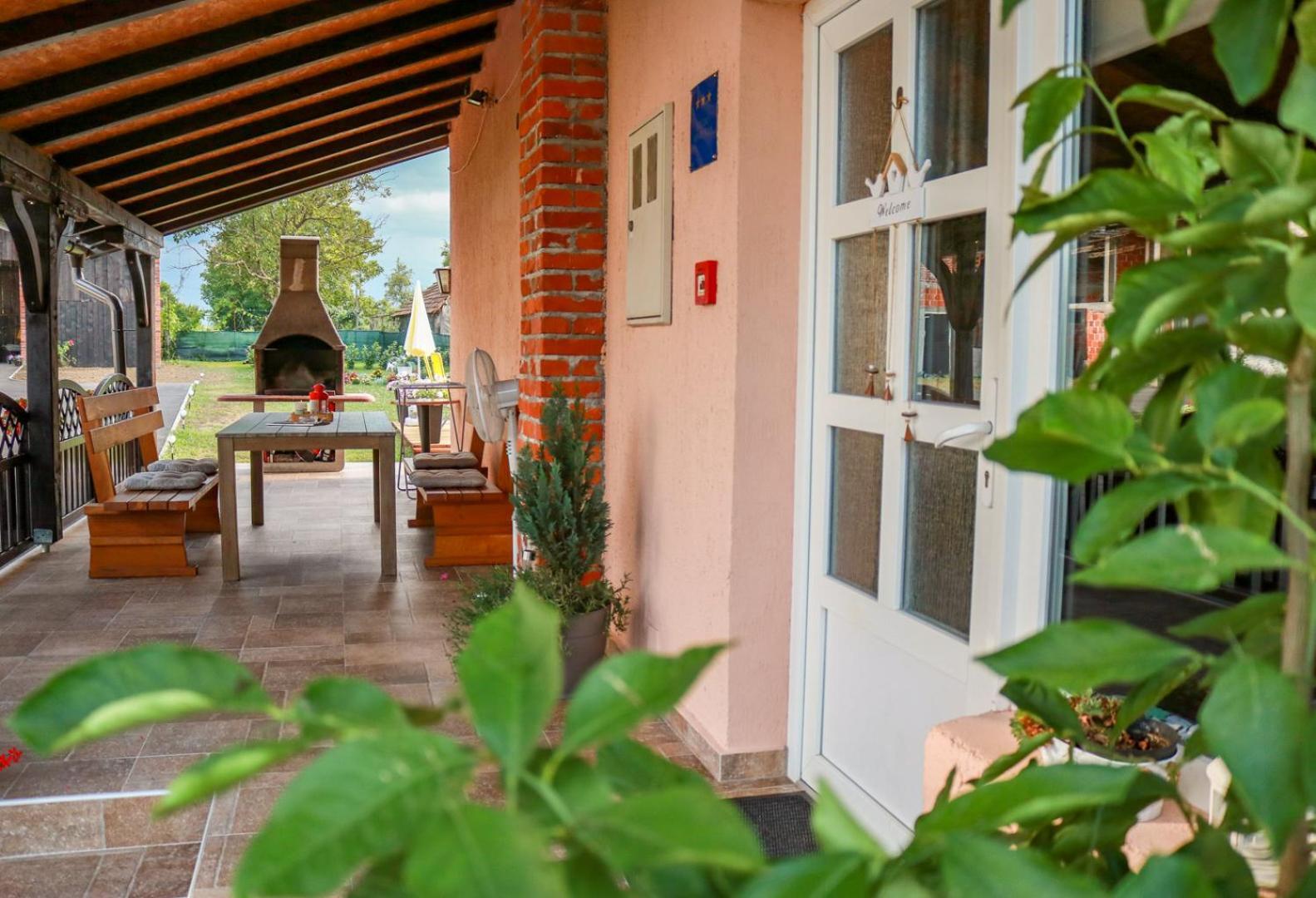Guest House Studio Apartman Marina - With Jacuzzi, Free Parking, Pet Friendly Karlovac Zewnętrze zdjęcie